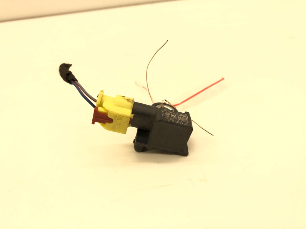 [STARK-681105] Sensor de impacto VW Caddy V