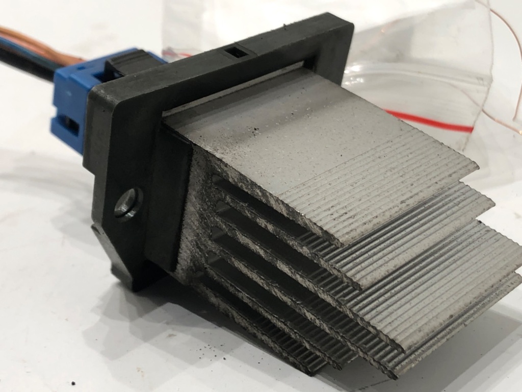 [STARK-683912] Cojinete de ventilador Hyundai Elantra V