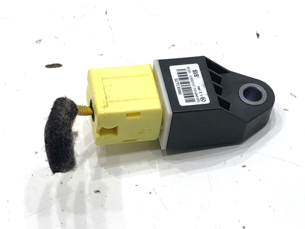 [STARK-683954] Sensor de impacto Hyundai Elantra V