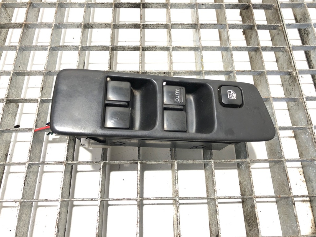 [STARK-684869] Elevalunas Subaru Forester (SF_)