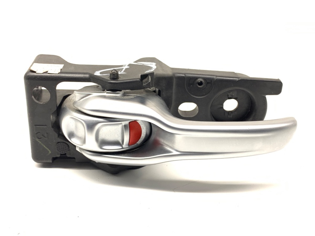 [STARK-687032] Maneta interior delantera izquierda Jeep Cherokee (KL)