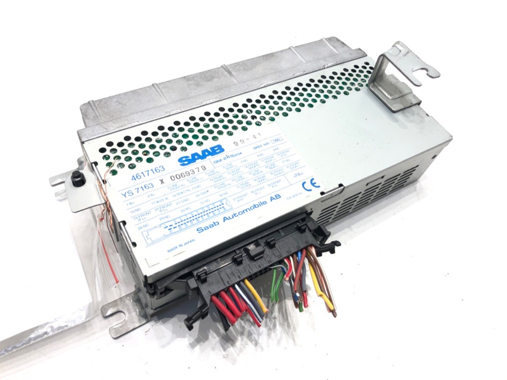 [STARK-688462] Amplificador Saab 9-5 Kombi (YS3E)