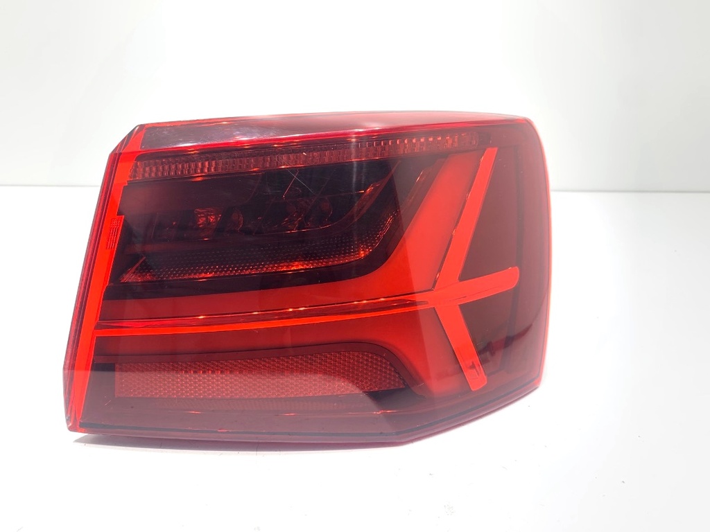 [STARK-852667] Piloto trasero derecho Audi A6 C7 Avant (4G5, 4GD) 2011-2018