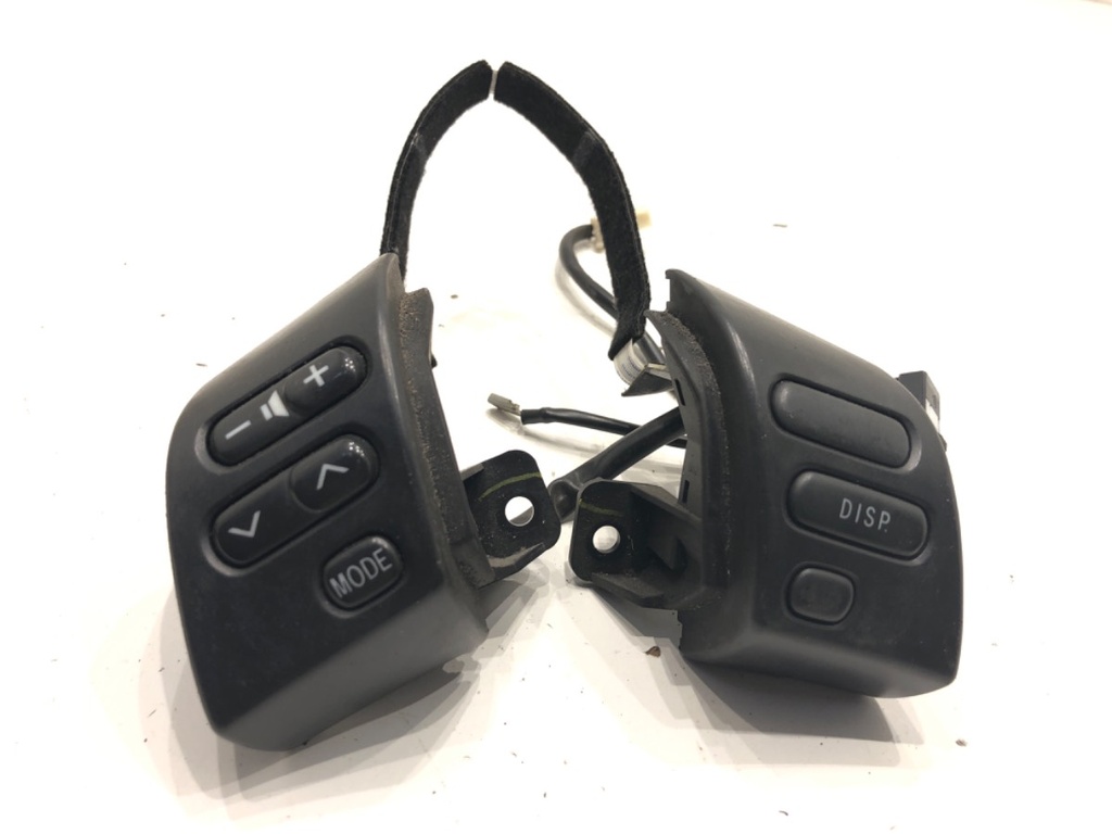 [STARK-695733] Mandos de volante Toyota Corolla Verso