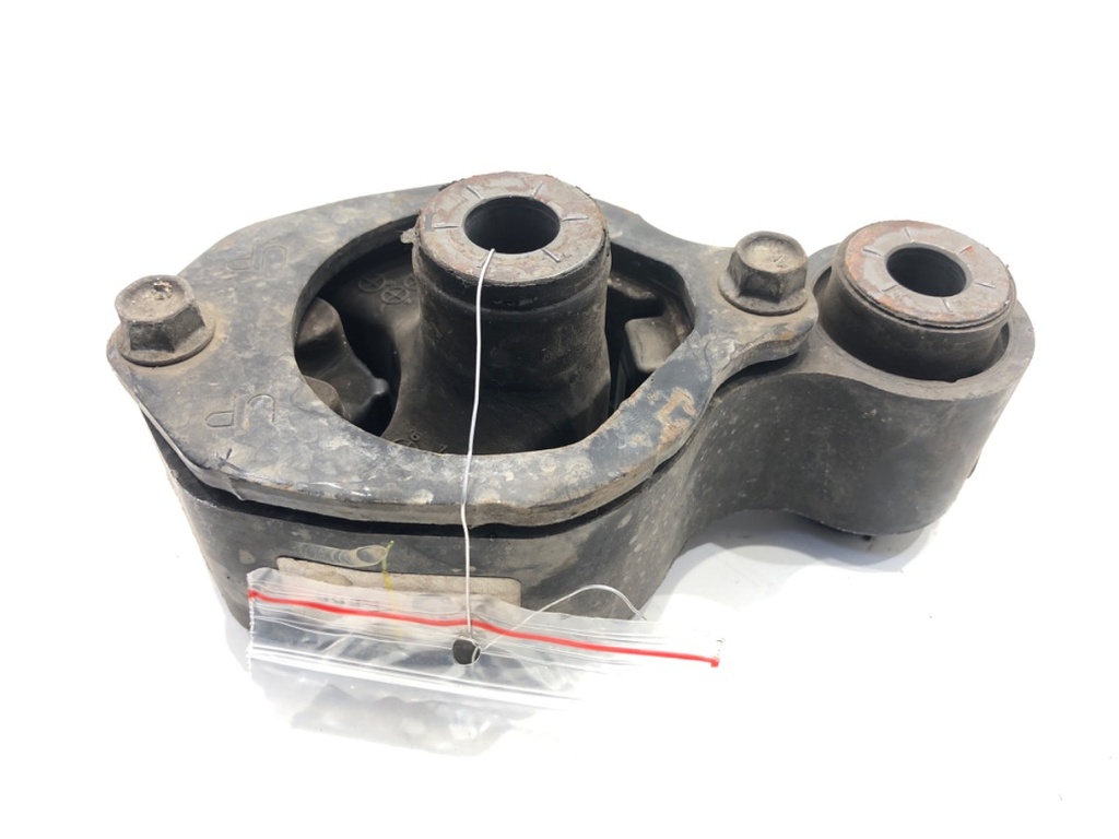 [STARK-696186] Soporte de motor Mazda CX-5 (KE, GH)