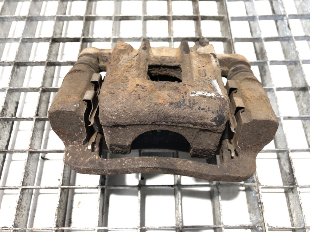 [STARK-699114] Pinza de freno trasera izquierda Hyundai Santa Fé I