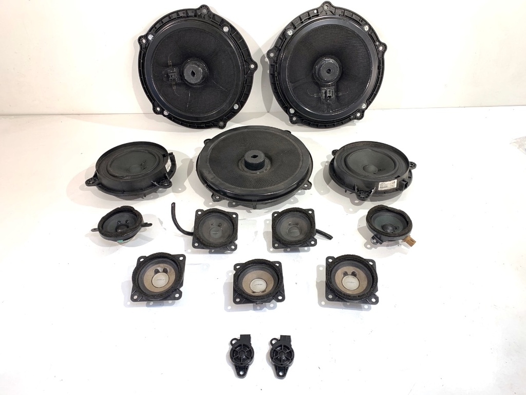 [STARK-853894] Juego de altavoces INFINITI Q50 2013-2022