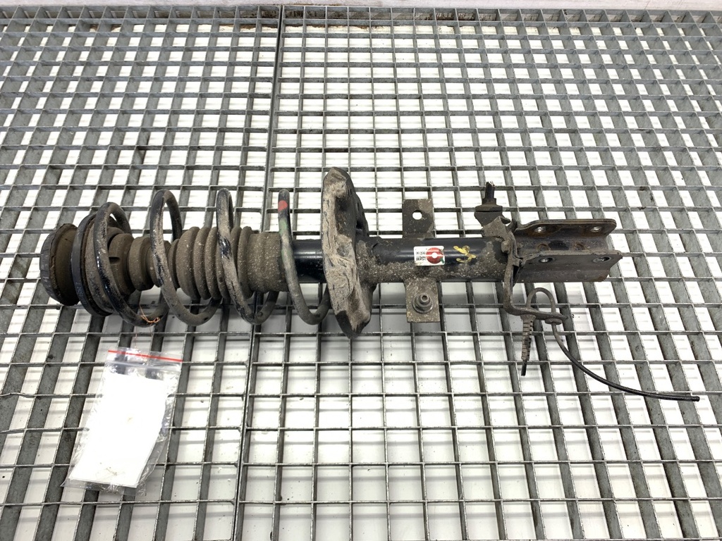 [STARK-853588] Amortiguador delantero derecho Dacia Sandero III 2021-2022 1.0 TCe 100