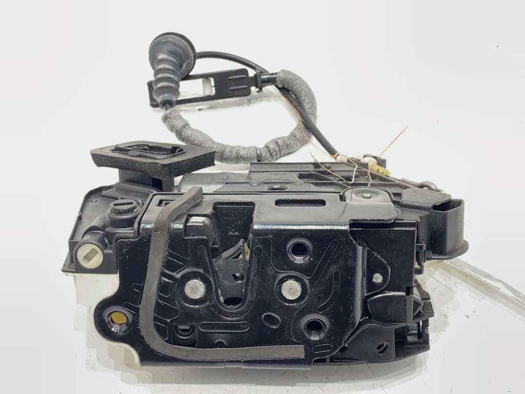 [STARK-702699] Cerradura de puerta trasera izquierda VW Golf VII