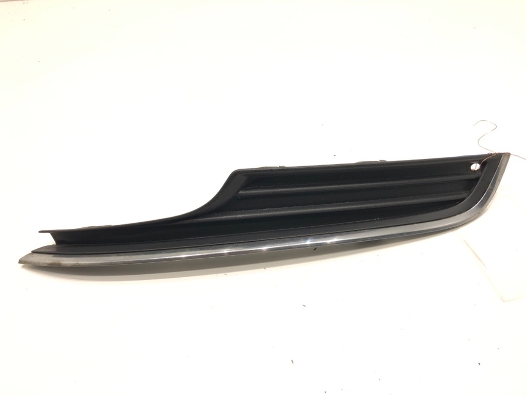 [STARK-702724] Rejilla de parachoques delantero izquierdo VW Golf VII