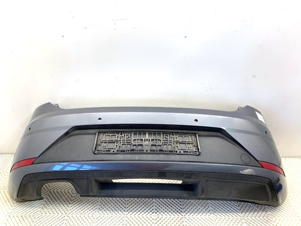 [STARK-854279] Parachoques trasero SEAT Leon (5F1) 2012-2022