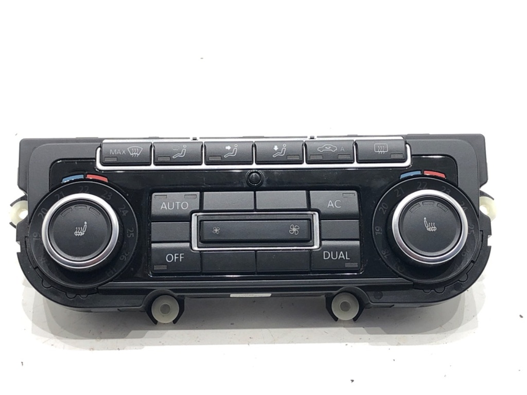 [STARK-704536] Panel de control de climatización VW Passat B7 Variant (365)
