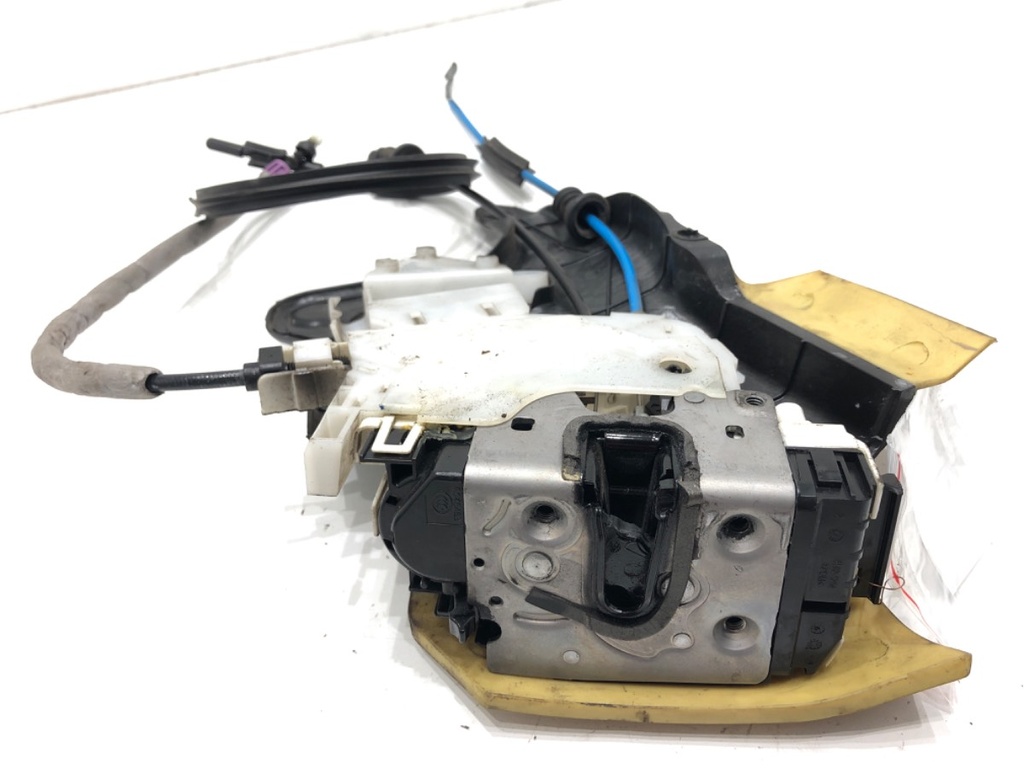 [STARK-705940] Cerradura de puerta trasera derecha Mercedes-Benz Clase E S212