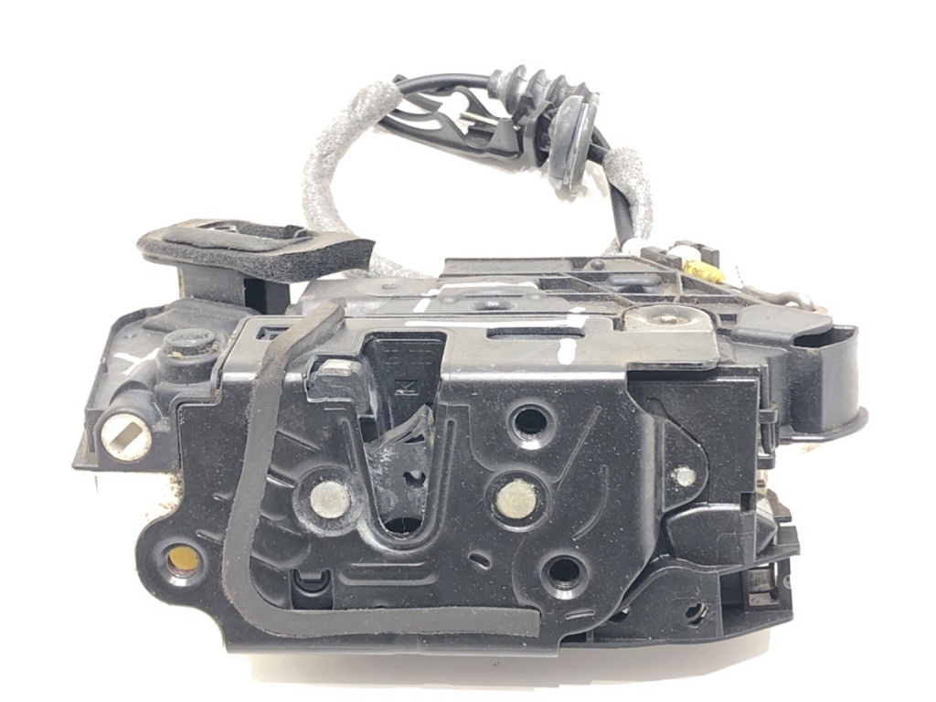 [STARK-707021] Cerradura de puerta trasera izquierda VW Golf VII