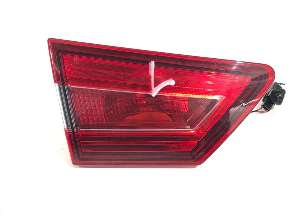 [STARK-713681] Piloto trasero izquierdo Renault Clio IV