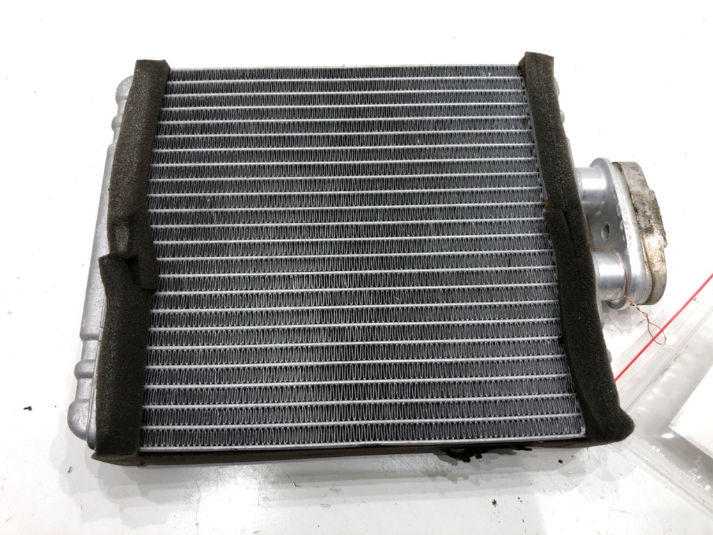 [STARK-714725] Radiador de calefacción Skoda Rapid (NH3, NK3, NK6)