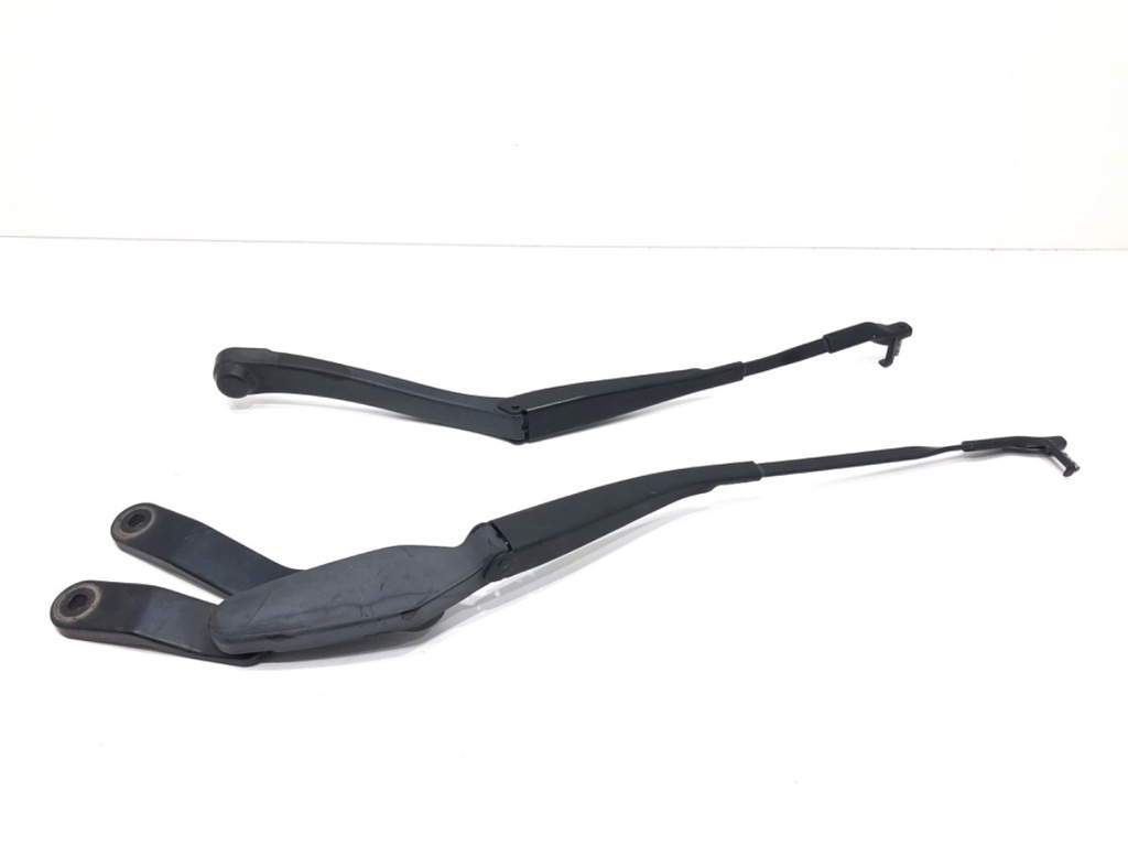 [STARK-715276] Brazo de limpiaparabrisas delantero derecho Mercedes-Benz Clase E (W212)