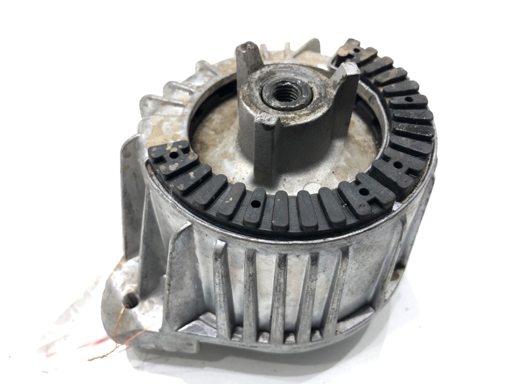 [STARK-715347] Soporte motor derecho Mercedes-Benz Clase E (W212)