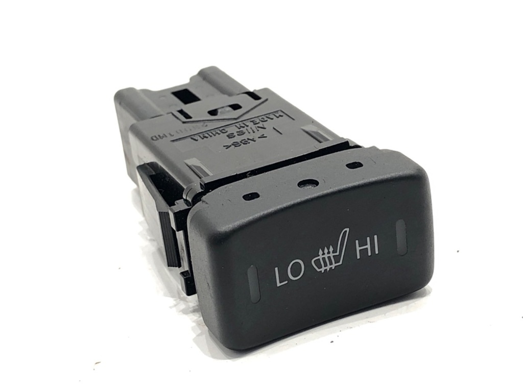 [STARK-715918] Interruptor de calefacción de asiento Suzuki S-Cross 2022