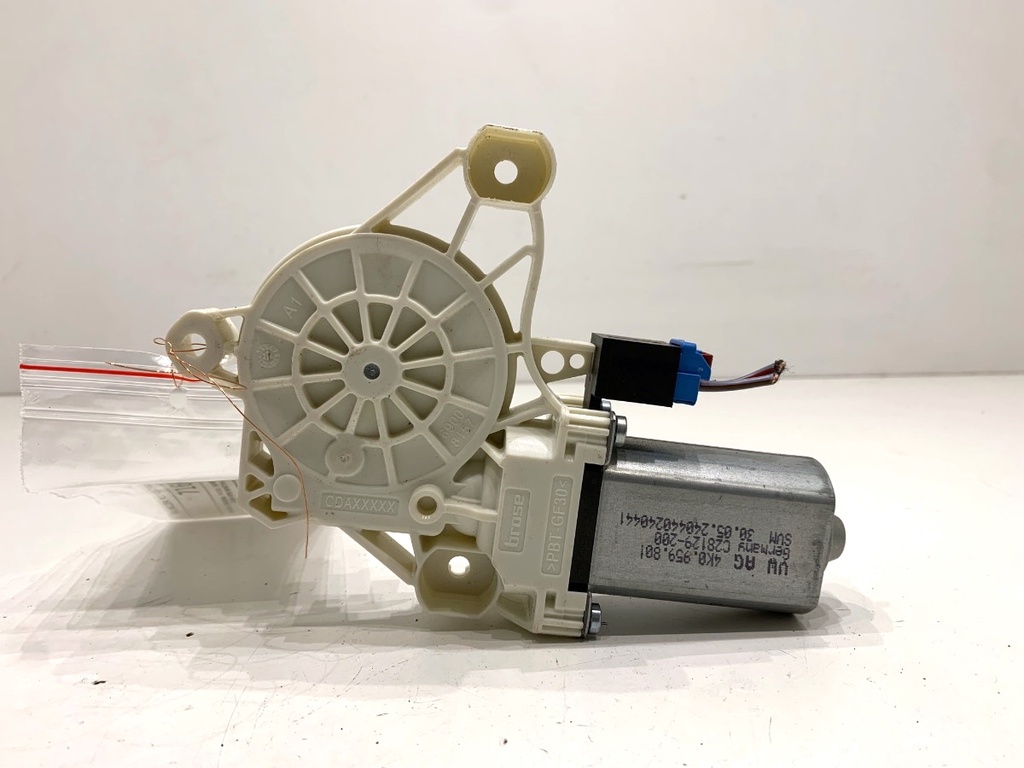 [STARK-716620] Motor elevalunas delantero izquierdo Skoda Superb IV