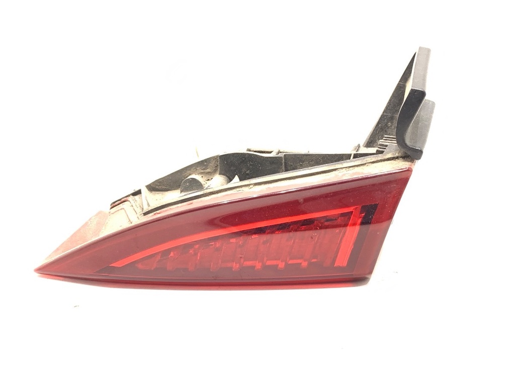 [STARK-717317] Piloto trasero derecho Fiat Tipo sedan (356_)