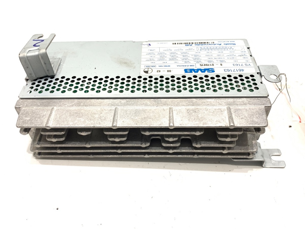 [STARK-718199] Amplificador de audio SAAB 9-5 Kombi (YS3E)