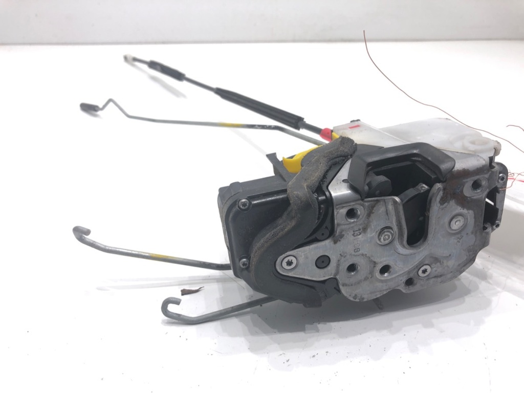 [STARK-718596] Cerradura de puerta delantera izquierda Chevrolet Orlando (J309)