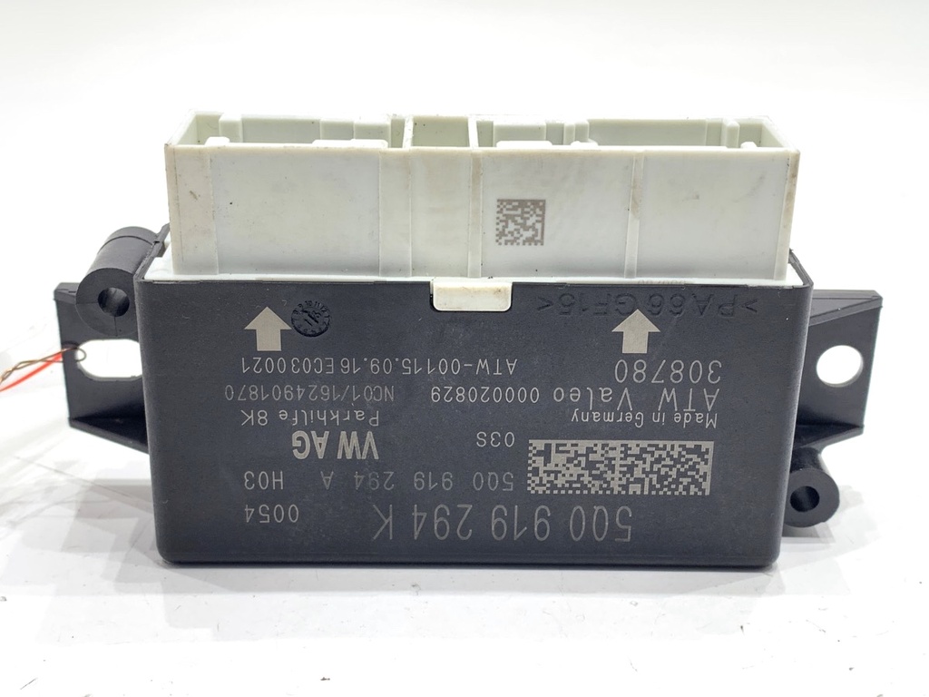 [STARK-719228] Centralita de aparcamiento VW Golf VII