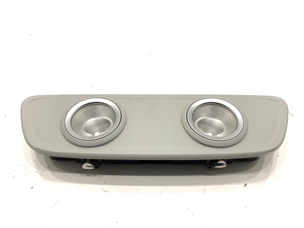 [STARK-720315] Luz de techo AUDI Q7 (4MB, 4MG)