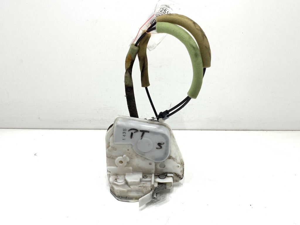 [STARK-725579] Cerradura de puerta trasera derecha Mazda 6 Kombi (GJ, GL)