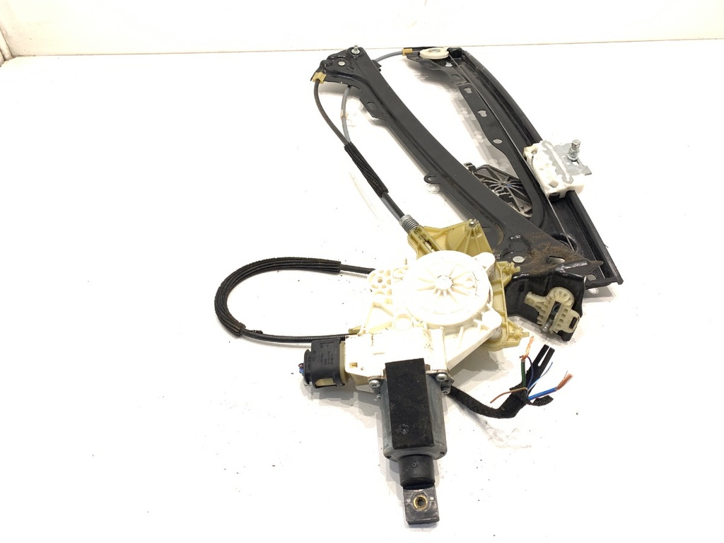 [STARK-725776] Elevalunas delantero derecho BMW Serie 3 (E92)