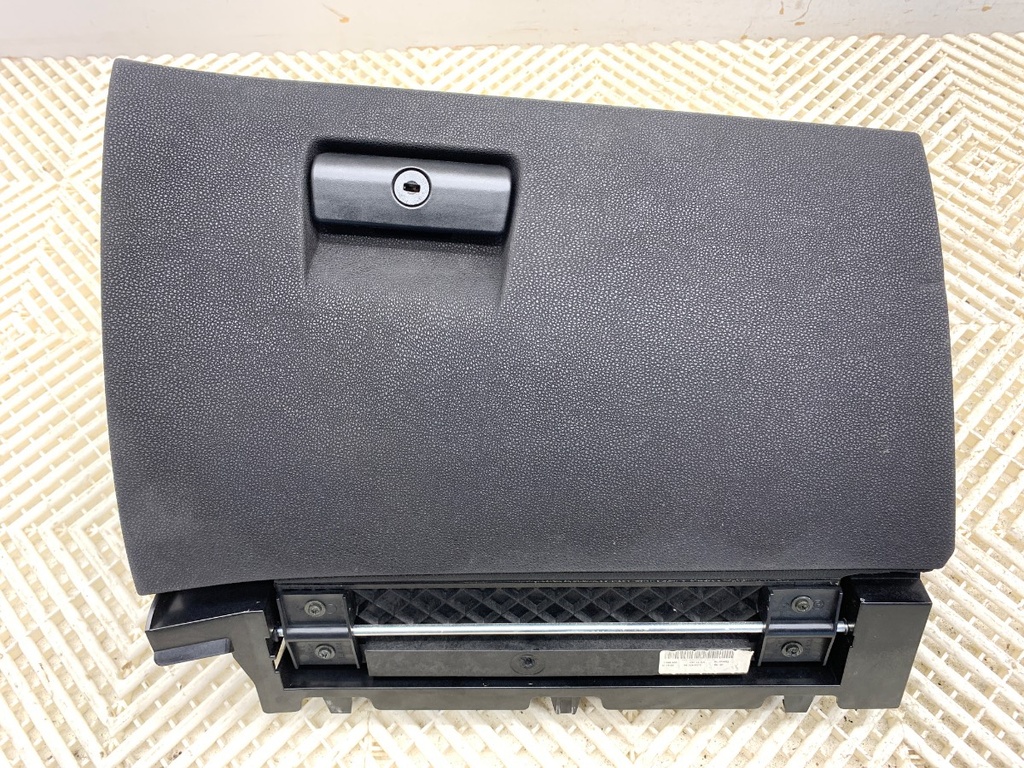[STARK-728244] Compartimento portaobjetos BMW X3 (E83)