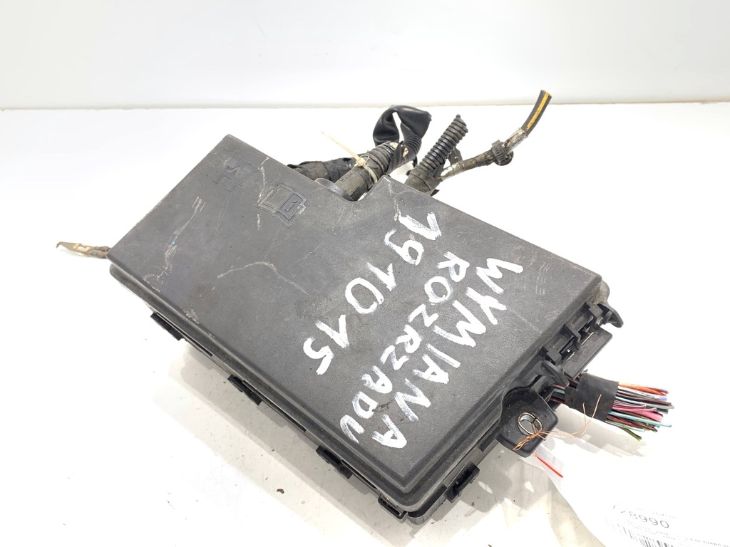[STARK-728990] Caja de fusibles Mazda 3 (BK)