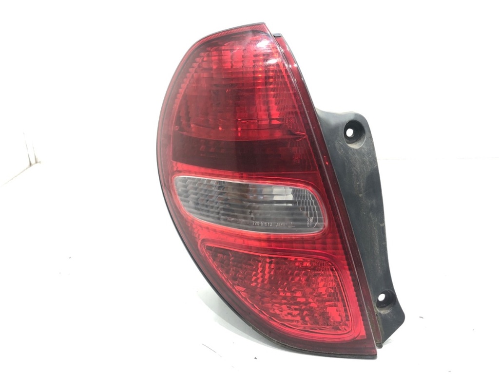 [STARK-729641] Piloto trasero izquierdo Daihatsu Sirion (M1)