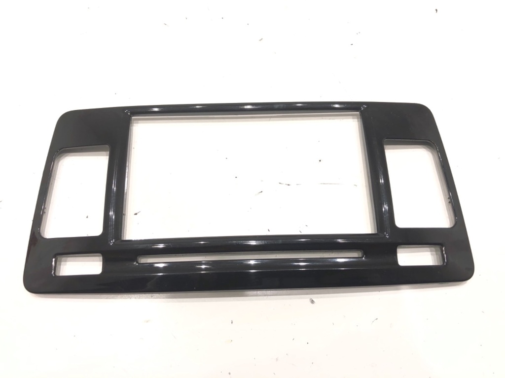 [STARK-731075] Moldura decorativa Skoda Superb II (3T5)