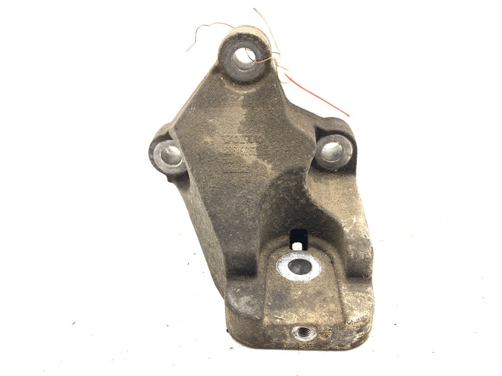 [STARK-731372] Soporte de motor Volvo XC90 I