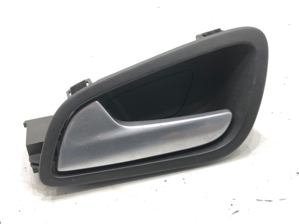 [STARK-731992] Maneta de puerta interior delantera izquierda FORD Transit Courier B460
