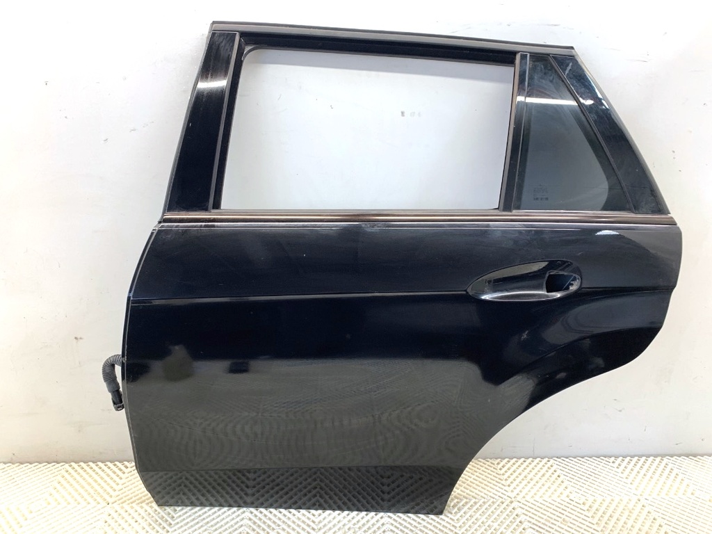 [STARK-888870] Puerta trasera izquierda Mercedes-Benz Clase E (W212) 2009-2016