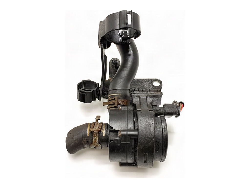 [STARK-948861] Bomba de agua adicional VW GOLF VII