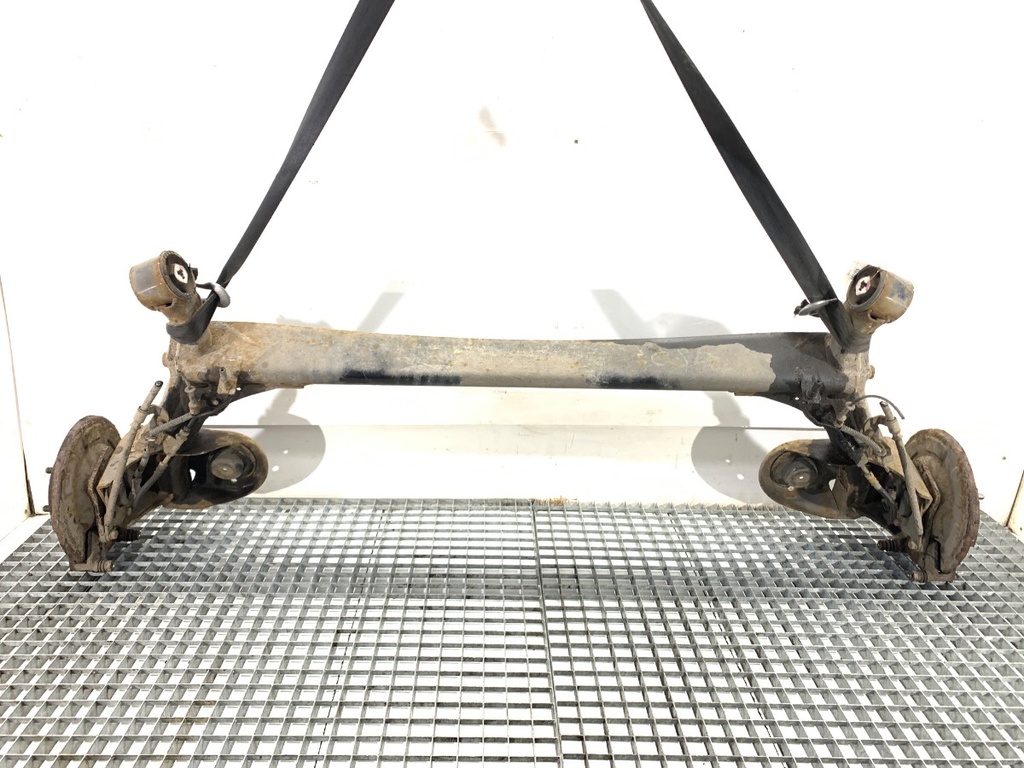 [STARK-866059] Eje trasero HYUNDAI ix20 (JC) 2010-2022
