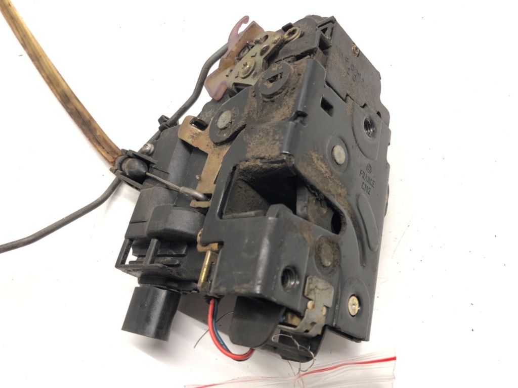 [STARK-571351] Cerradura de puerta trasera derecha SEAT Toledo II