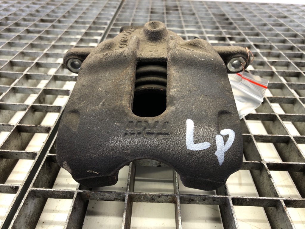 [STARK-575470] Pinza de freno delantera izquierda Dacia Duster
