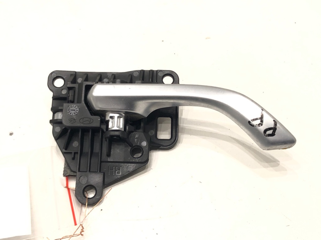 [STARK-576908] Maneta de puerta interior delantera derecha Hyundai i30 (PDE, PD, PDEN)