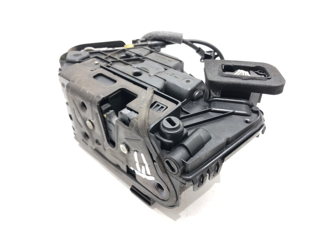 [STARK-577856] Cerradura de puerta trasera derecha VW Golf VII Variant
