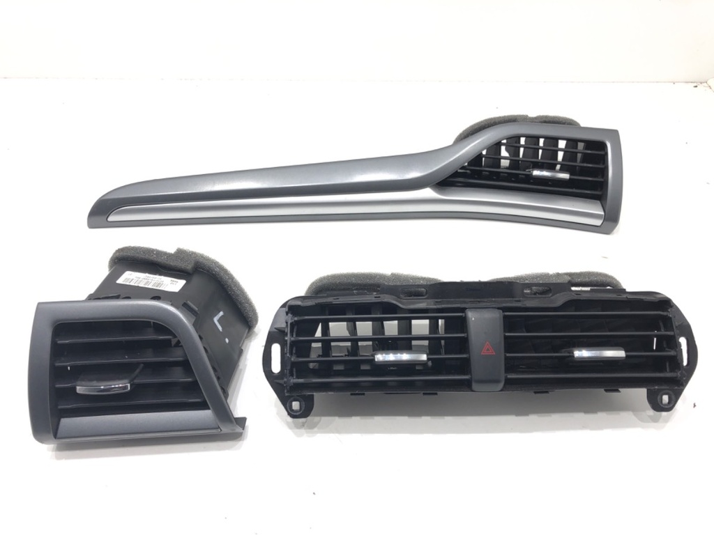 [STARK-578830] Rejilla de ventilación frontal FORD MONDEO V