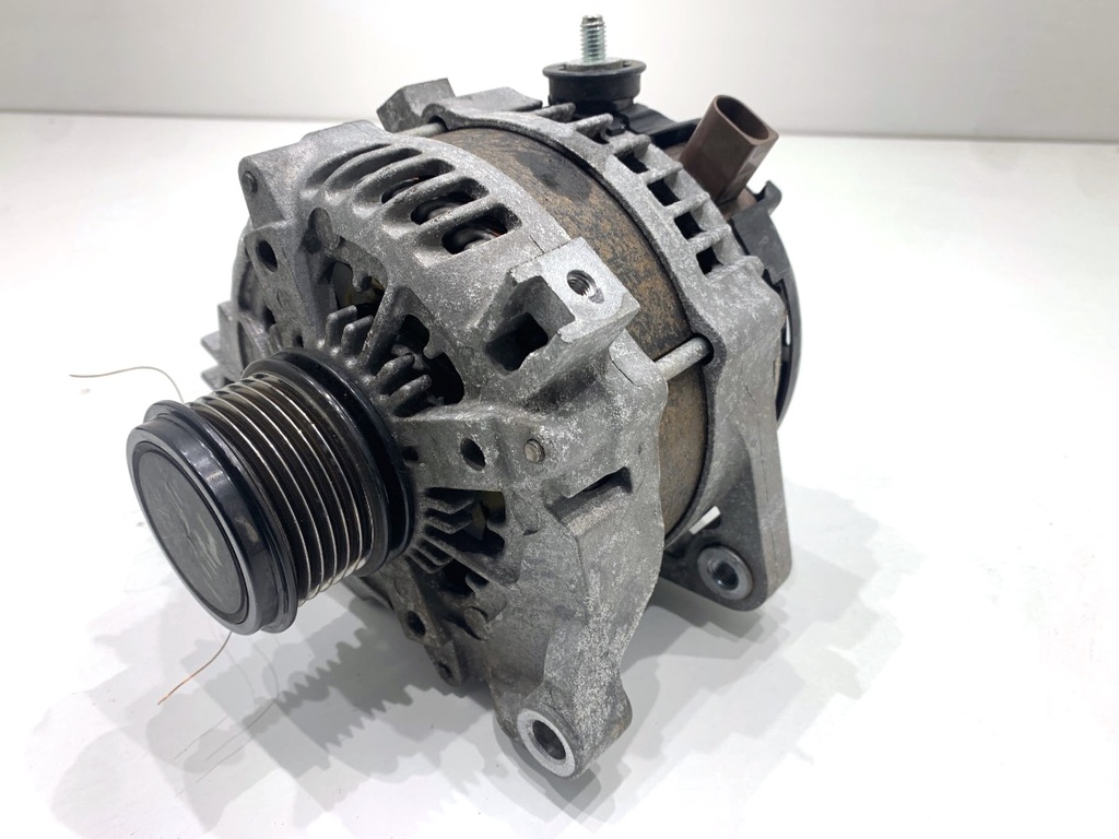 [STARK-867601] Alternador Lexus IS III (_E3_) 200t (ASE30) 2015-2022