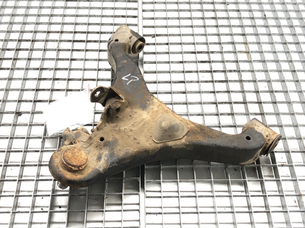 [STARK-582320] Paso de rueda delantero izquierdo NISSAN PATHFINDER III (R51)