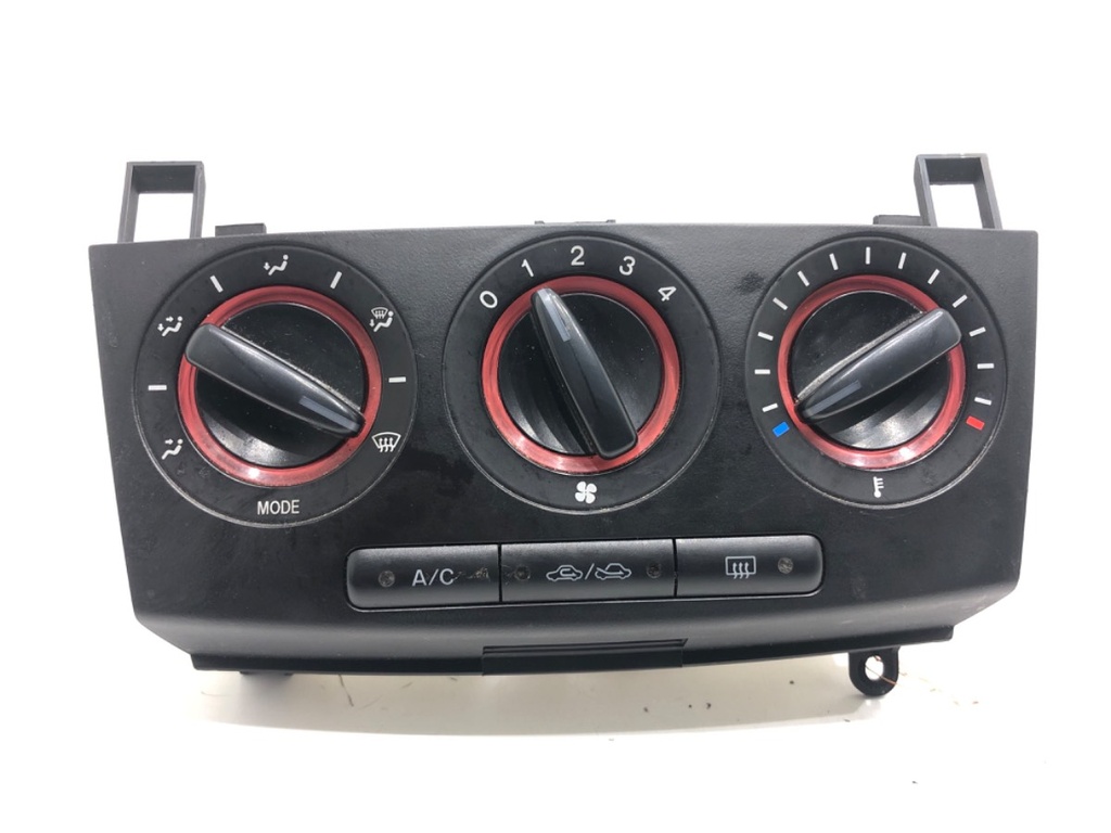 [STARK-582462] Panel de control de climatización Mazda 3 (BK)