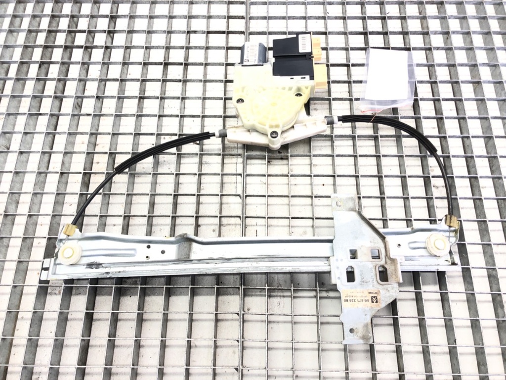 [STARK-585787] Elevalunas delantero derecho Citroen C4 I
