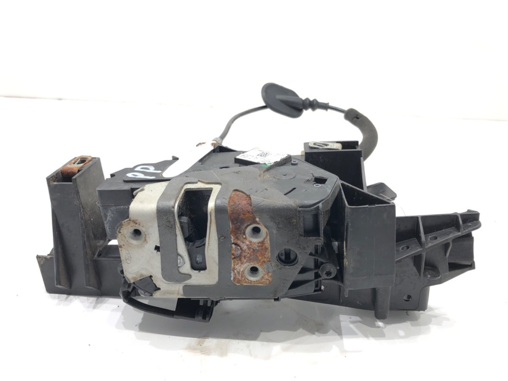 [STARK-585831] Cerradura de puerta delantera derecha Ford Mondeo V
